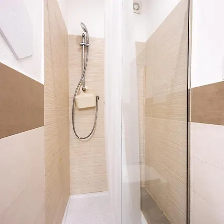 Lampionelli 12 Apartman *