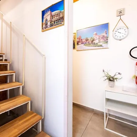 Apartman Lampionelli 12 *